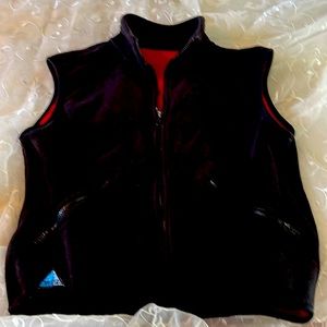 ❄️ Ladies Black Fleece Ski Snow Vest, Size L ❄️ A cozy layer.  Such a good deal.